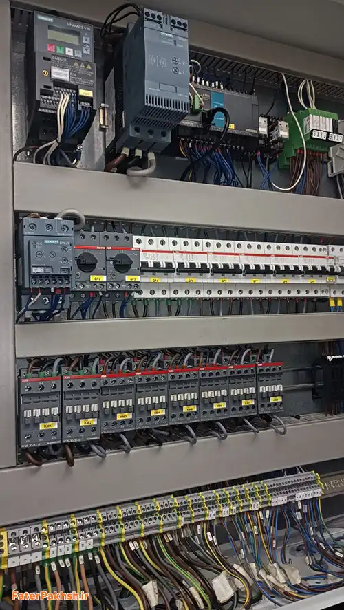 ۱۲ نمونه تابلو برق